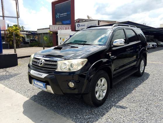 TOYOTA HILUX SW4 3.0 SRV 4X4 16V TURBO INTERCOOLER DIESEL 4P AUTOMÁTICO TOYOTA HILUX SW4 3.0 SRV 4X4 16V TURBO INTERCOOLER DIESEL 4P AUTOMÁTICO